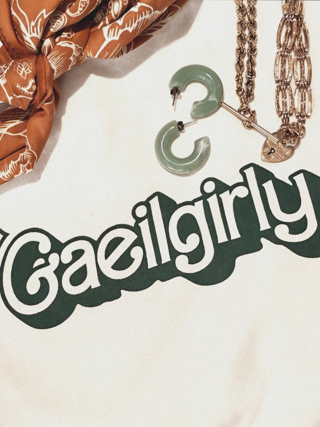 Gaeilgirly unisex t-shirt in white